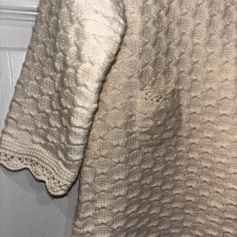 Sarah Louise Knitted Dress in Ivory​ - Picture 6 of 8